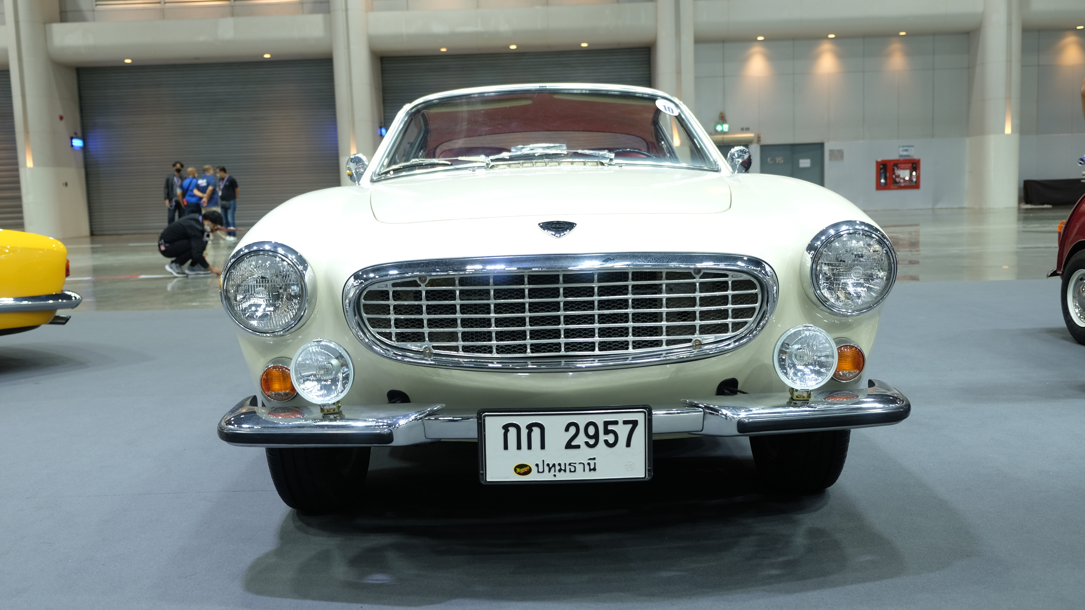 VOLVO 